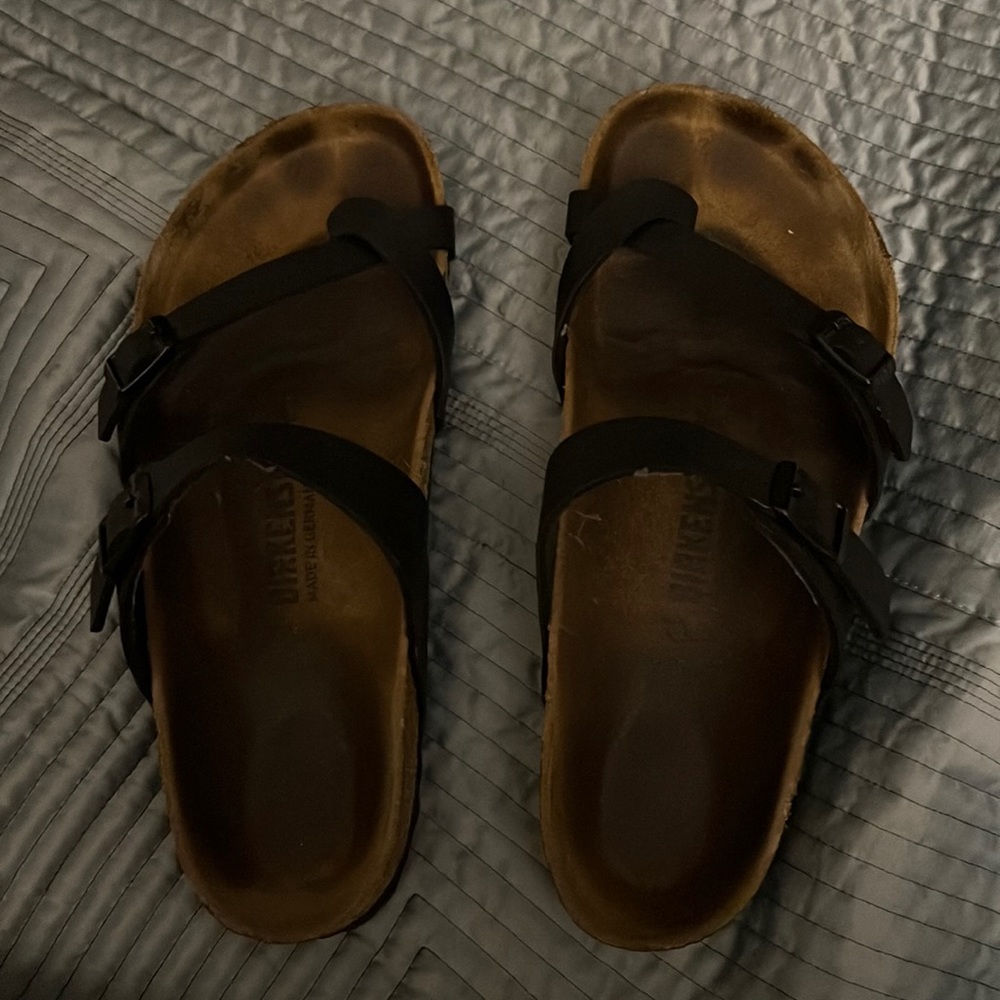 Pre-loved Birkinstocks Mayari black straps